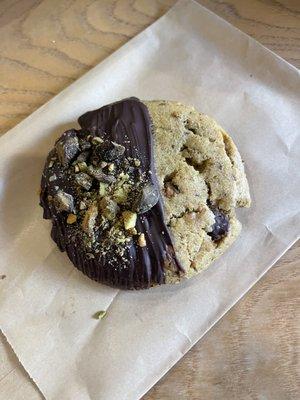 Chocolate pistachio cookie