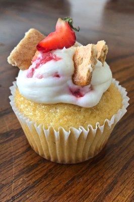 Strawberry cheesecake cupcake -- super moist and delicious!