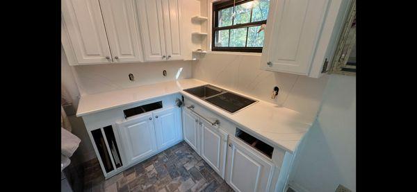 Waters' Specialty Countertops