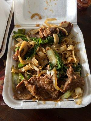 Beef chow fun with gravy