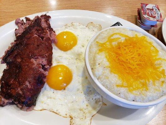 Founder's Hash & Eggs with grits+cheddar