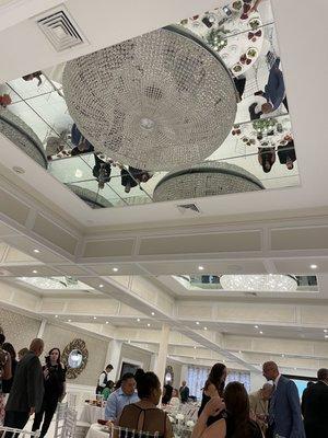 Dining room checkout the ceiling