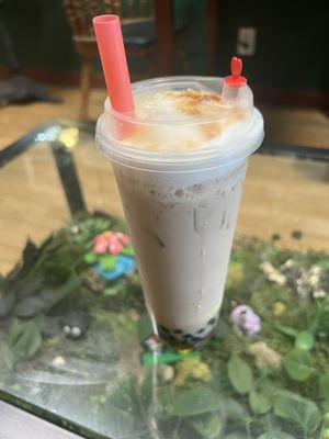 Crème brûlée milk tea with brown sugar bubbles