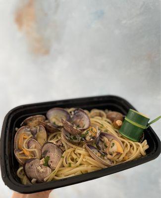 Clams Linguini.