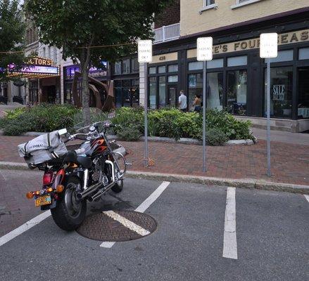 .municipal motorcycle parking