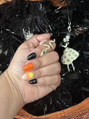 Halloween Dip Powder Nails by Amy Nguyen