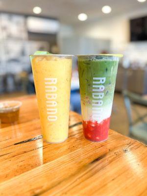 Big wave smoothie & Matcha strawberry iced latte