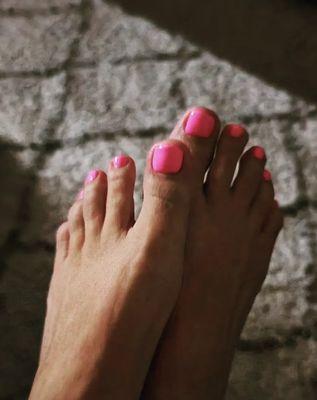 Gel pedicure