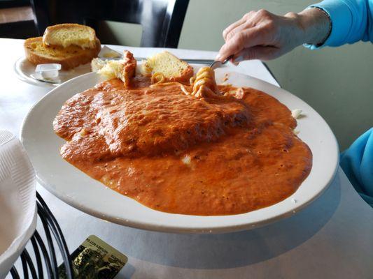 Veal Parm with garlic bread