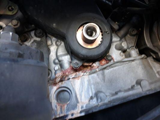 2010 Toyota Sienna timing Belt and Water Pump Service 
6612418581