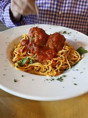 Spaghetti and meatballs