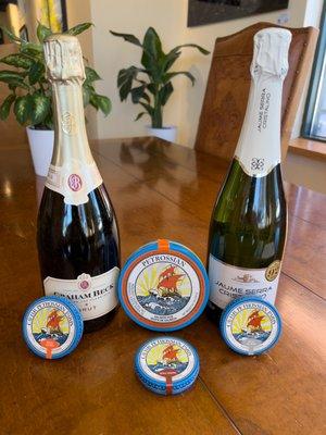 Come celebrate the holidays with Petrossian caviar and your favorite bottle of bubbles, new selections added frequently!