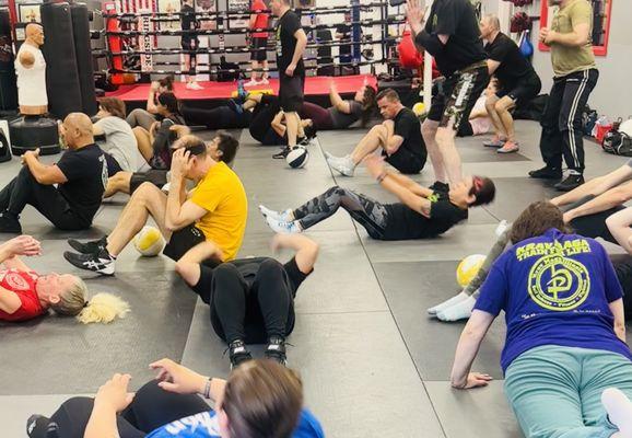 Get strong get safe at Krav Maga Illinois in Chicago