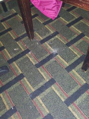 Dirt by table as soon as I walked in I seen it