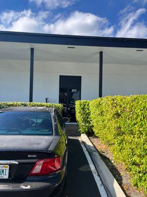 Quest diagnostic in plantation Florida... Service entrance only though.