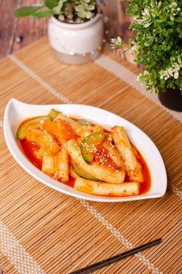 Dukbokki
떡볶이 辣炒年糕