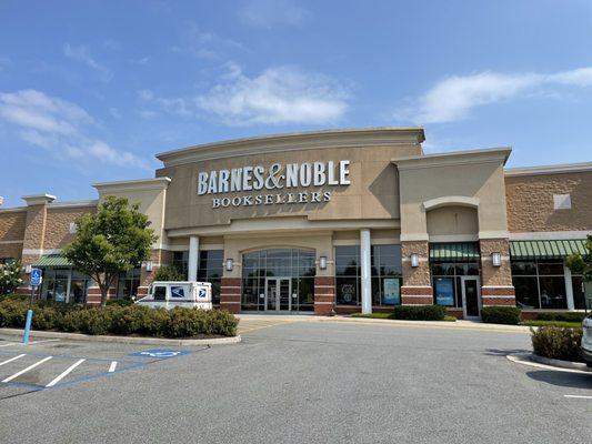 Barnes & Noble