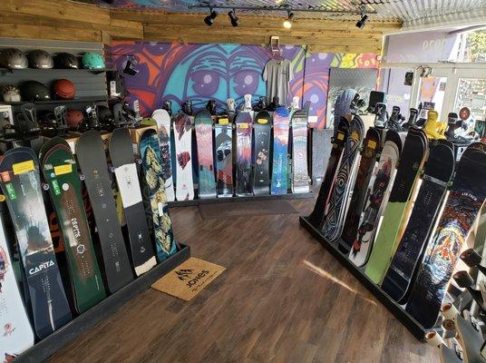 All 2019 Snowboards are on sale 20%