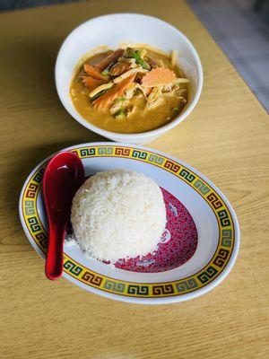 Red curry with rice