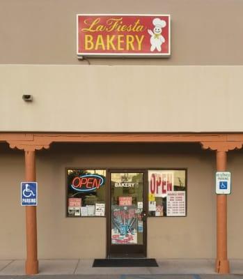 La Fiesta Bakery