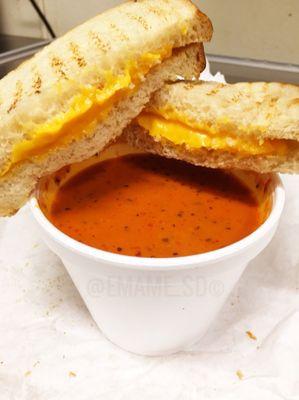 All American Grilled Cheese with Tomato Basil Soup to go