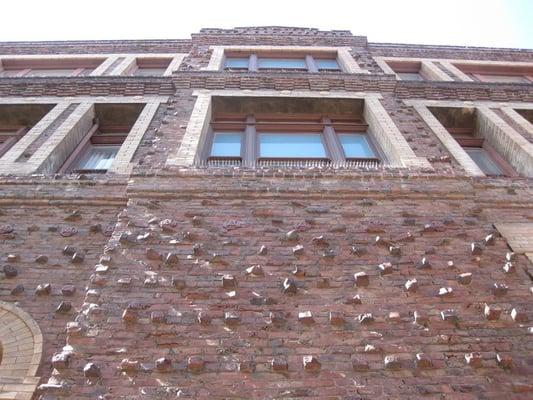 Clinker bricks: architect style @ First Baptist Church