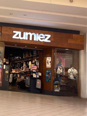 Zumiez