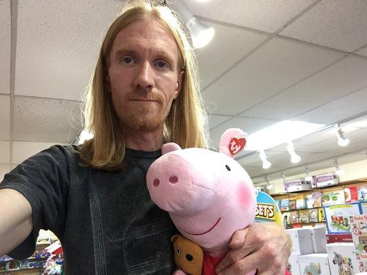 Pepa pig selfie is a must when you hang out with toys all day.