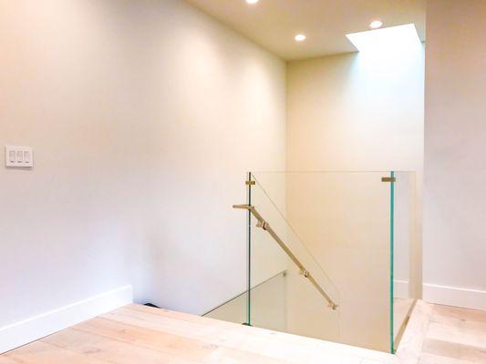 Frameless Glass Railing for Residential Stairs