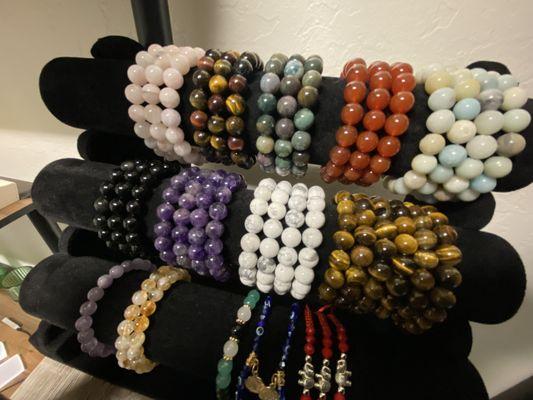 High Quality Beautiful Bracelets & Jewelry