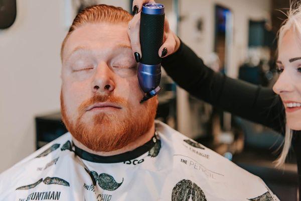 Perfect place for a beard trim. ‍