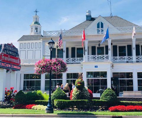 Zehnder's...World-famous chicken dinners!