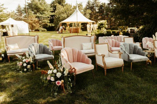 Classic furniture rentals for events like parties, weddings, corporate events and more.