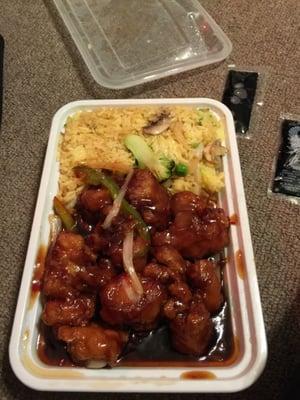 General  tos chicken umm veg rice