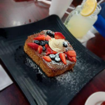 Cinni-Bun French Toast Kids $11 with berries or $8 without berries