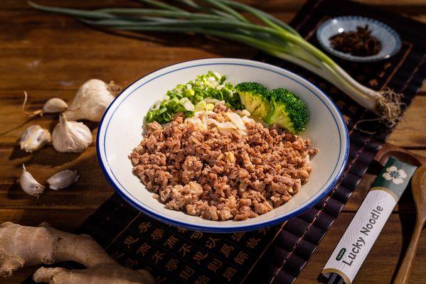 Braised Minced Pork Noodle