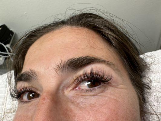 Perfect short lashes