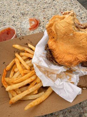 Lunch special Burger, fries and drink. This was the portion that I received for $11.99. Not worth the price.