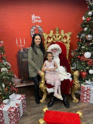 Love how kid-friendly it is! We attended their Santa event this year!