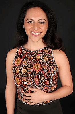 Ruschelle Khanna, Psychotherapist, LCSW