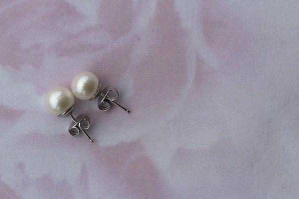 Pearl Post Earrings