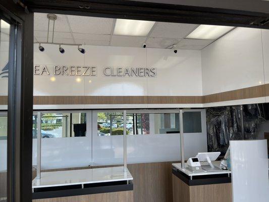 Sea Breeze Cleaners