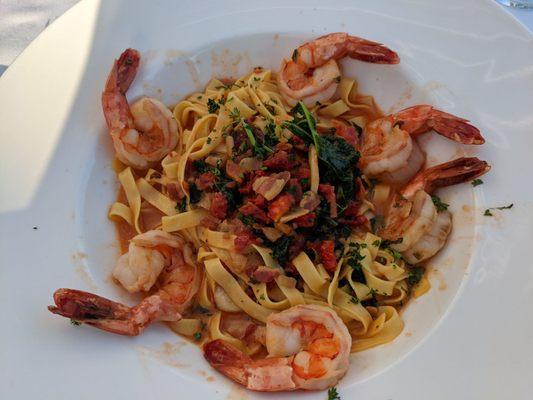 Fettuccine with shrimp