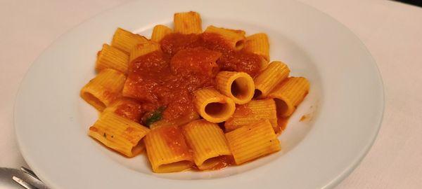 Rigatoni al pomodoro