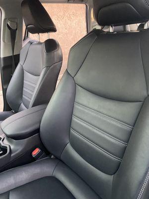 2023 RAV4 clean interior.