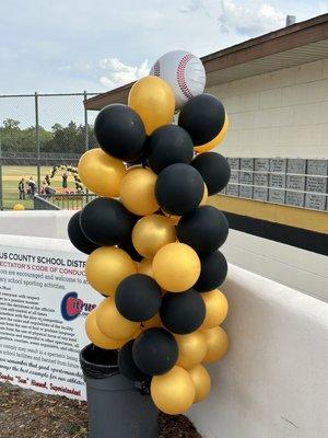 Large "tower" of balloons