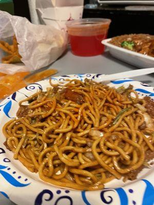 Steak lo mein