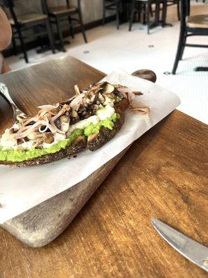 Green Party (Burrata Crostini W/Pea Purée+ Mushrooms+Pickled Shallots)