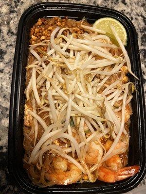 Pad Thai with shrimp