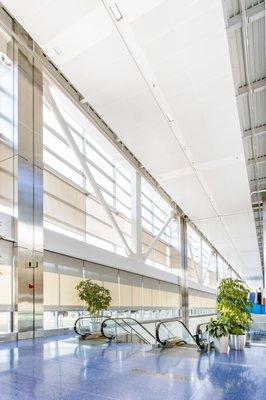 We installed our Ann Arbor-made Open Light motorized roller shades at Detroit Metro Airport.  They operate with Somfy Animeo controls.